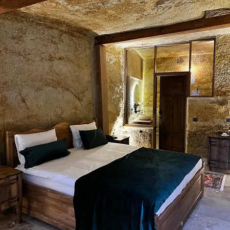 Hotel Chakra Special Caves *