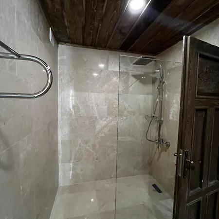 Hotel Chakra Special Caves