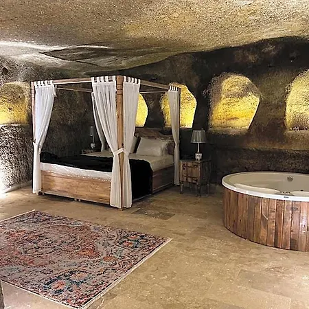 Chakra Special Caves Hotel