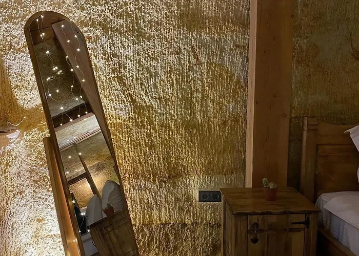 Chakra Special Caves Ургуп