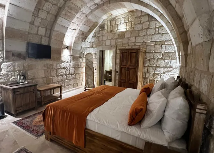 Chakra Special Caves Ургуп