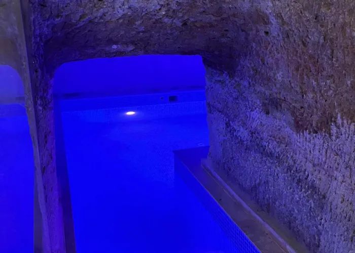 Отель Chakra Special Caves