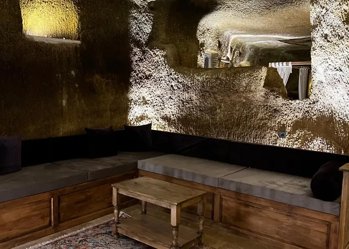 Chakra Special Caves Отель *